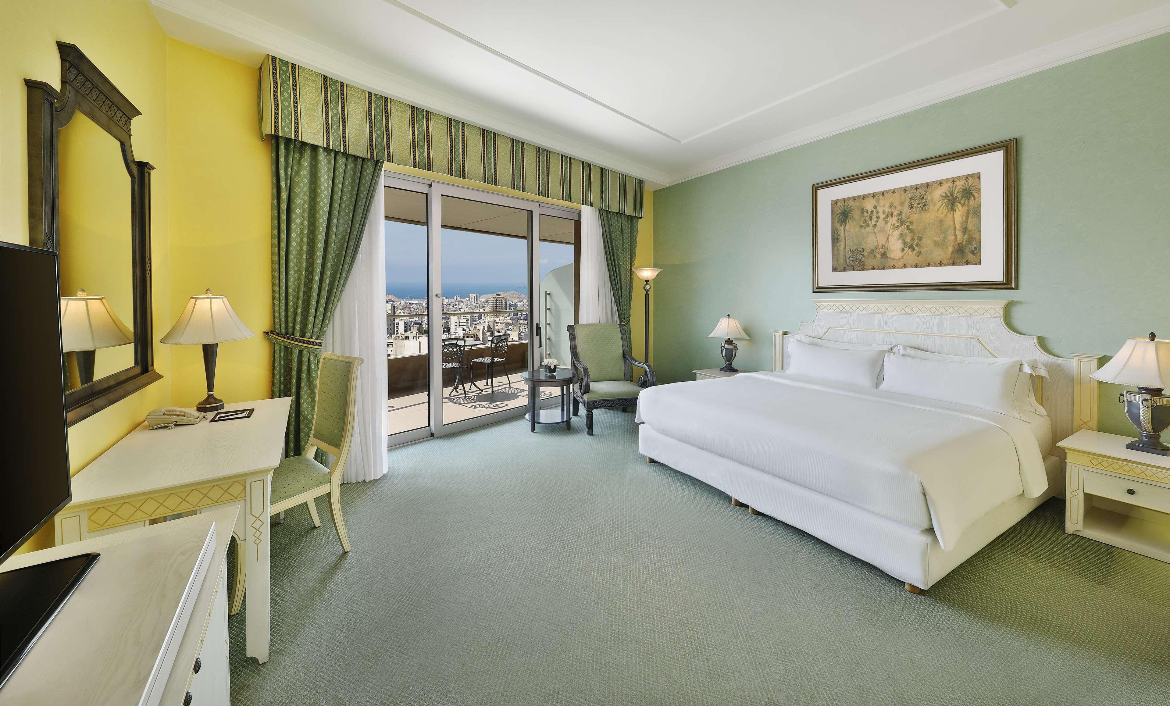 Hotel Al Habtoor Grand Bejrút Exteriér fotografie